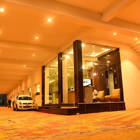 โรงแรมโฟร์ ซีซั่นส์ เวลังกานี ภายนอก รูปภาพ